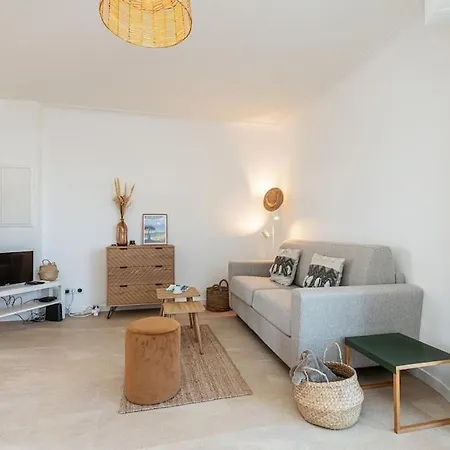 Apartment Tres Bel Confort A Juan Les Pins