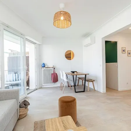 Apartment Tres Bel Confort A Juan Les Pins