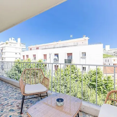 Tres Bel Confort A Juan Les Pins Apartment